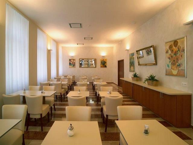 Centre Plaza Hotell